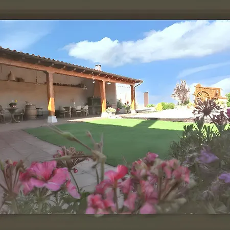 Family House In With Fenced Garden Holiday home