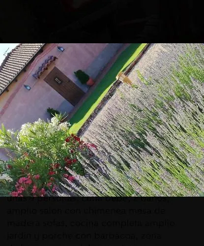 Family House In With Fenced Garden בית נופש