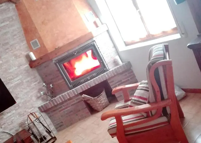 בית נופש Family House In With Fenced Garden Peral de Arlanza