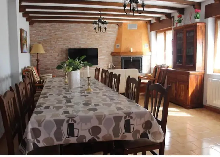 Family House In With Fenced Garden * Peral de Arlanza