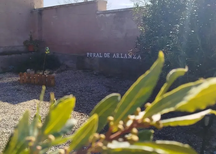 Family House In With Fenced Garden בית נופש Peral de Arlanza