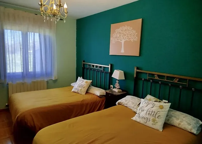 Family House In With Fenced Garden * Peral de Arlanza