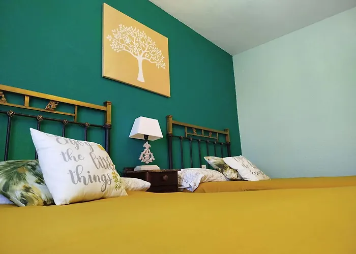 Family House In With Fenced Garden בית נופש